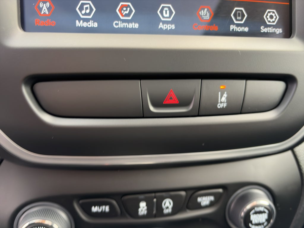 2022 Jeep Cherokee Latitude Lux 4x4