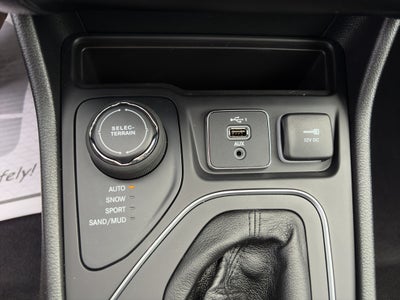 2022 Jeep Cherokee Latitude Lux 4x4