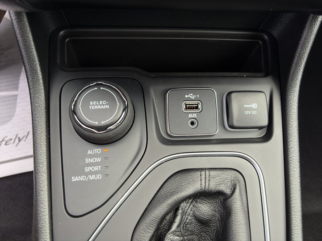 2022 Jeep Cherokee Latitude Lux 4x4