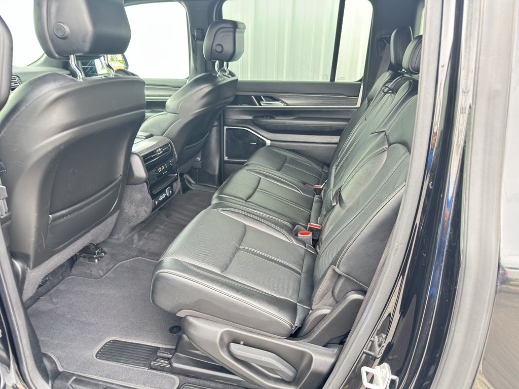 2023 Jeep Wagoneer L Series II 4x4