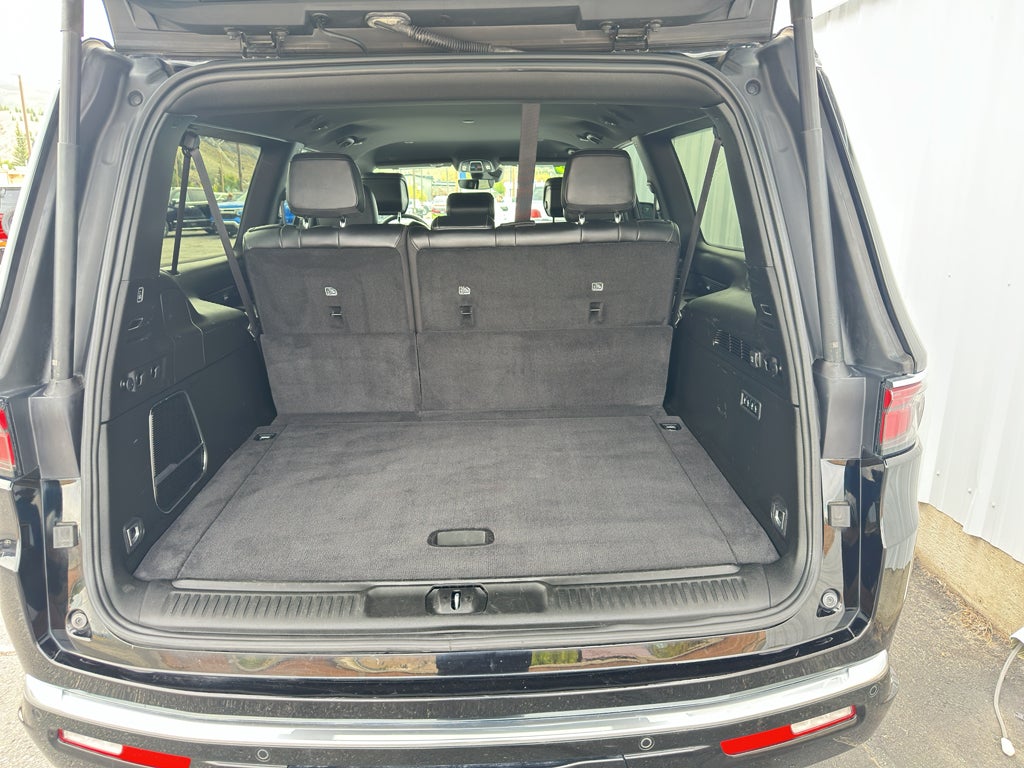 2023 Jeep Wagoneer L Series II 4x4