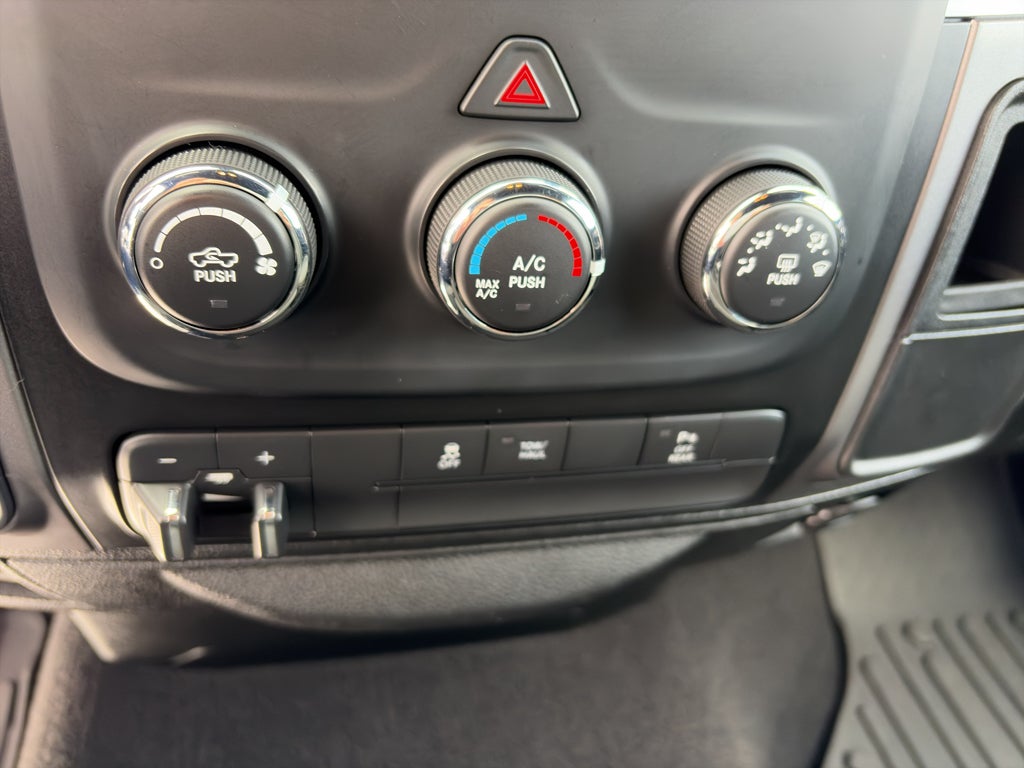 2022 RAM 1500 Classic Warlock Quad Cab 4x4 6'4" Box