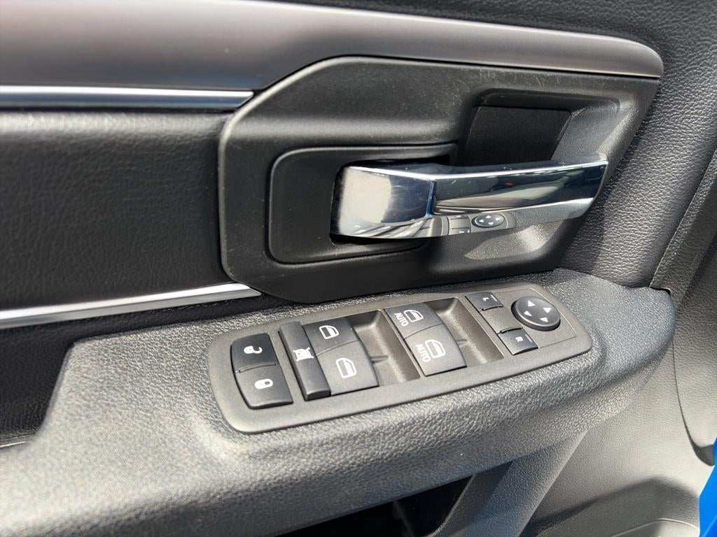 2022 RAM 1500 Classic Warlock Quad Cab 4x4 6'4" Box