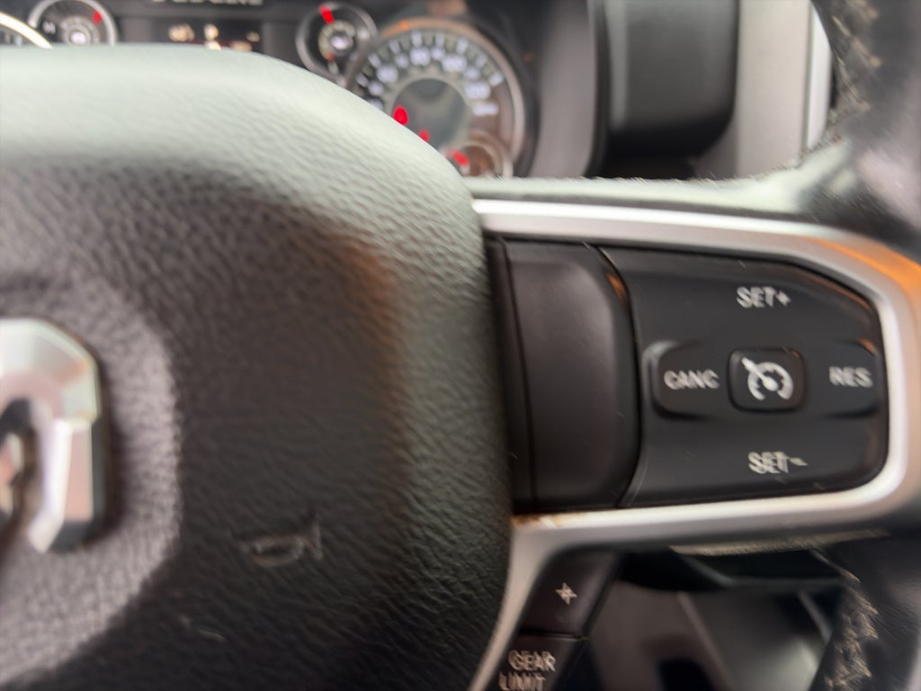 2019 RAM 1500 Big Horn/Lone Star Crew Cab 4x4 5'7" Box