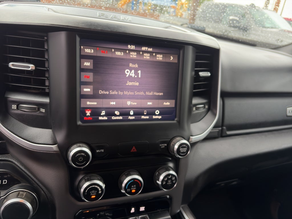 2019 RAM 1500 Big Horn/Lone Star Crew Cab 4x4 5'7" Box