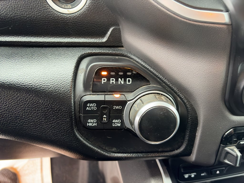 2019 RAM 1500 Big Horn/Lone Star Crew Cab 4x4 5'7" Box