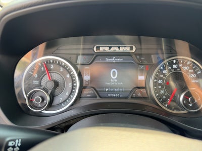 2019 RAM 1500 Laramie Crew Cab 4x4 6'4" Box