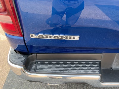 2019 RAM 1500 Laramie Crew Cab 4x4 6'4" Box