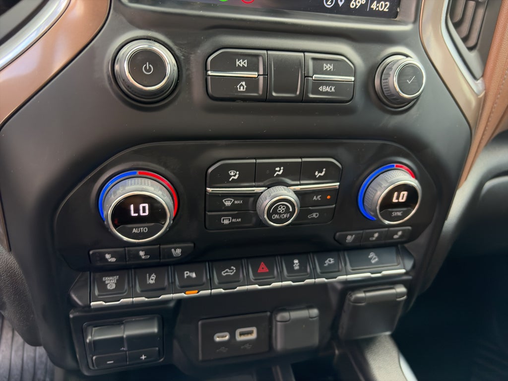 2022 Chevrolet Silverado 3500 HD High Country