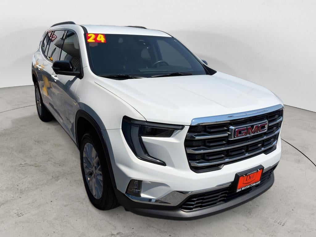 2024 GMC Acadia Elevation
