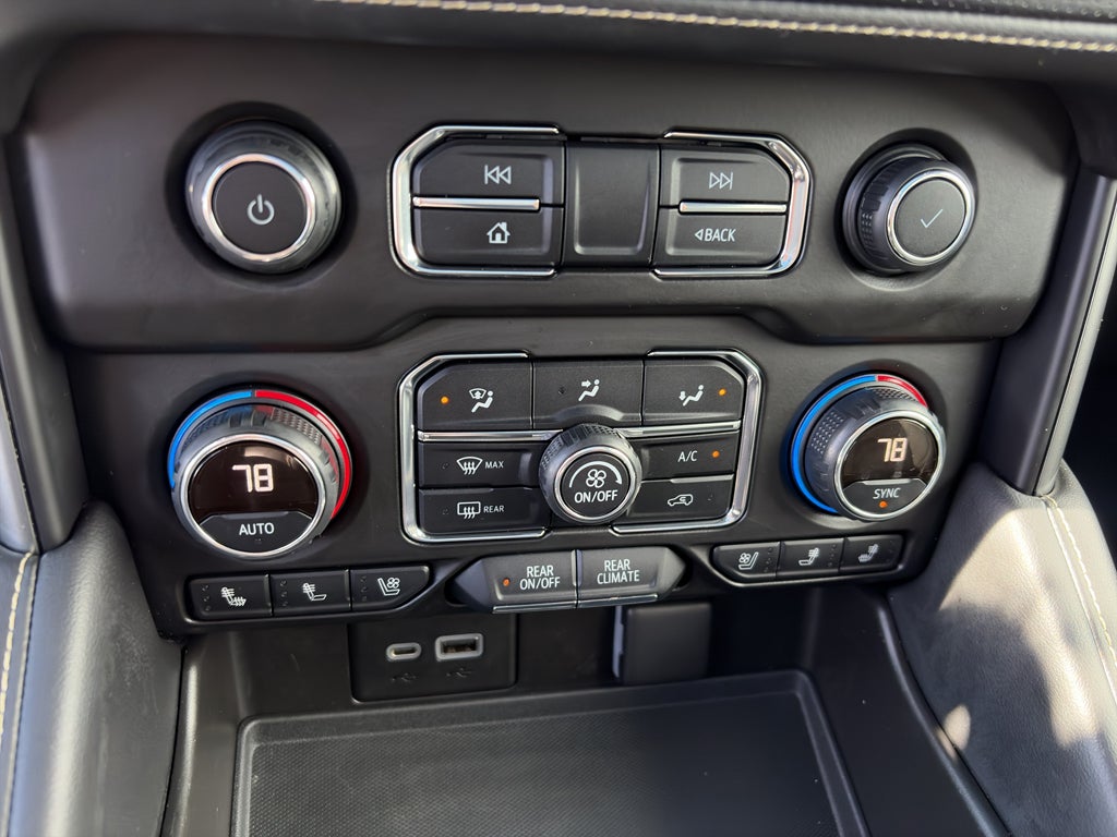 2021 Chevrolet Suburban Premier