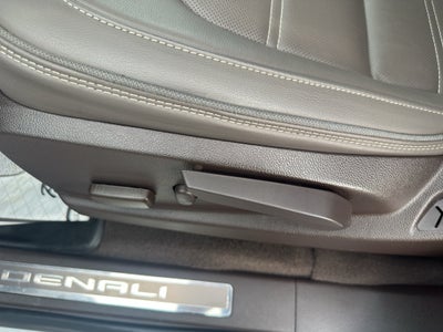 2022 GMC Canyon Denali