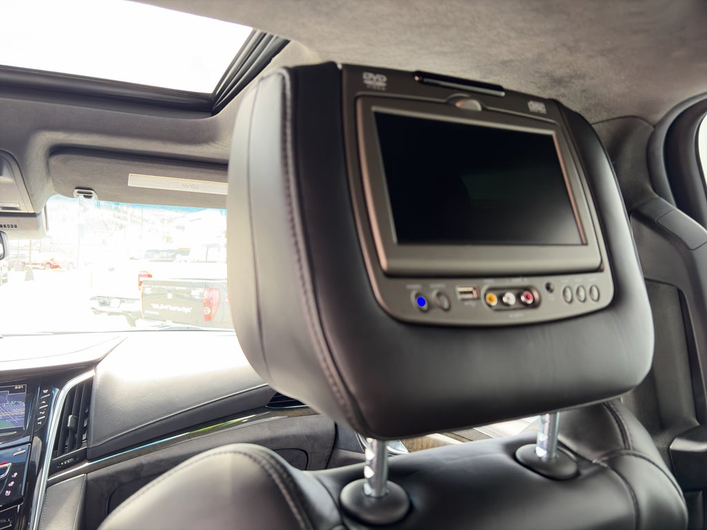 2019 Cadillac Escalade Platinum