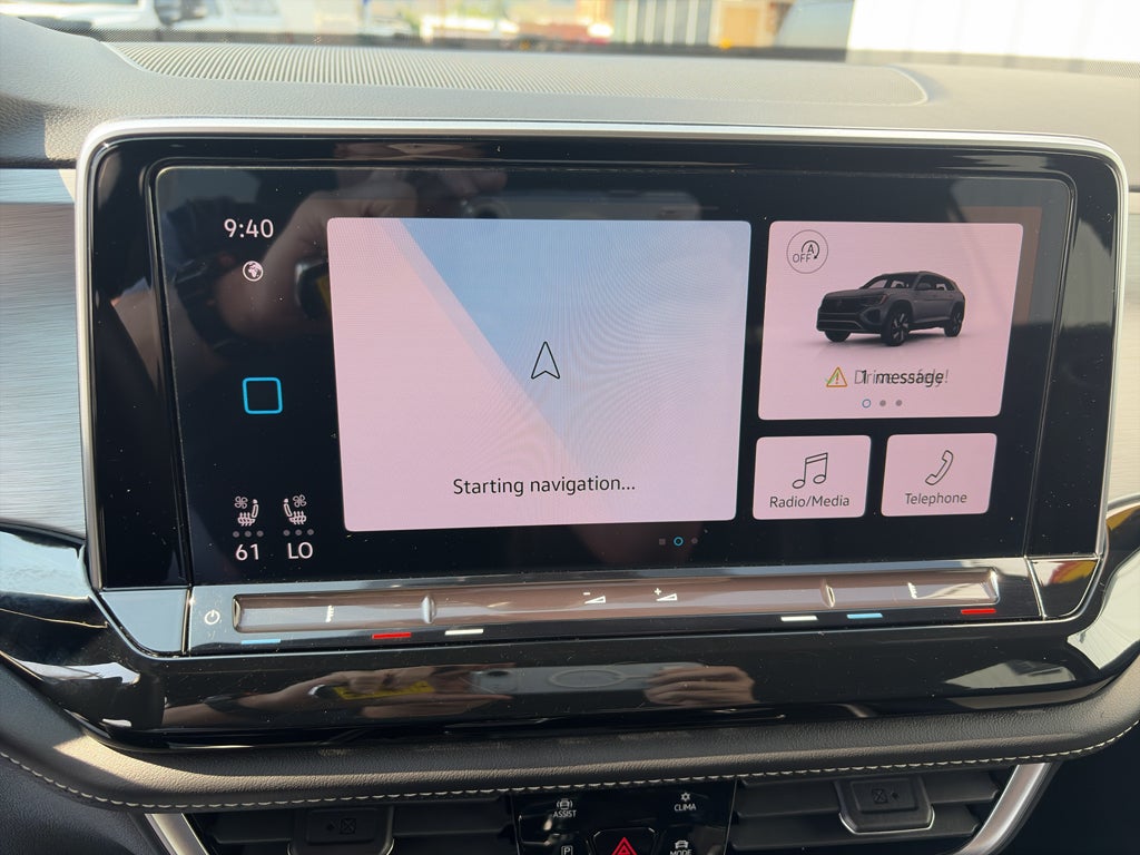 2024 Volkswagen Atlas Cross Sport 2.0T SE w/Technology