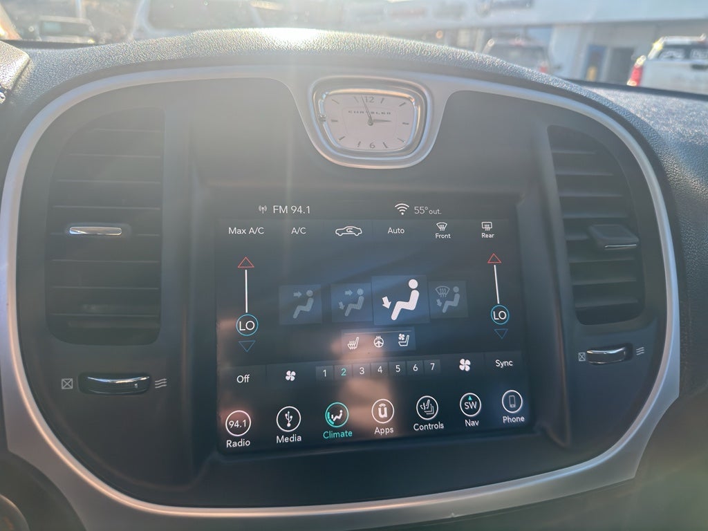 2018 Chrysler 300 Limited