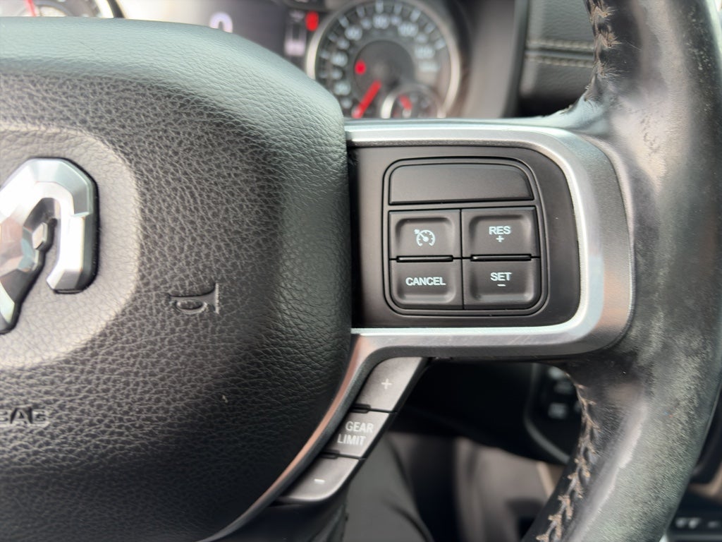 2019 RAM 3500 Laramie Crew Cab 4x4 8' Box