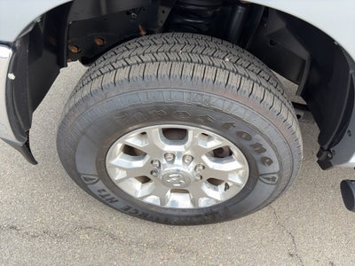 2019 RAM 3500 Laramie Crew Cab 4x4 8' Box