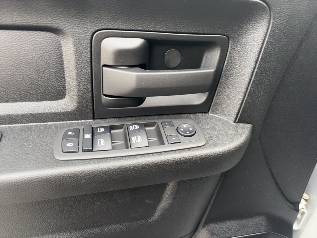 2022 RAM 2500 Tradesman Crew Cab 4x4 8' Box