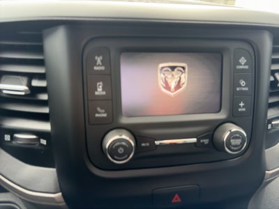 2022 RAM 2500 Tradesman Crew Cab 4x4 8' Box