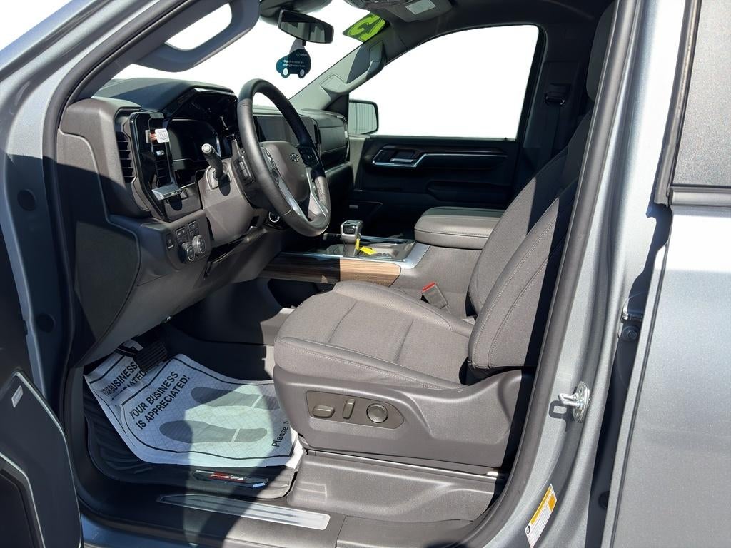 2025 Chevrolet Silverado 1500 LT Trail Boss