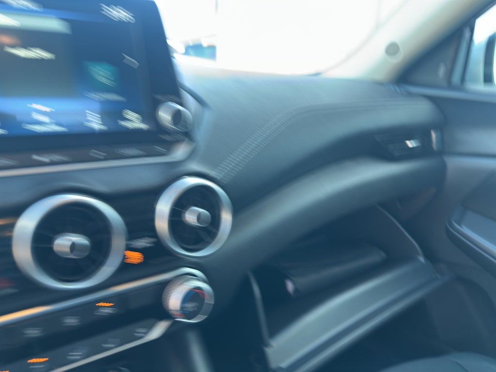 2023 Nissan Sentra SV Xtronic CVT