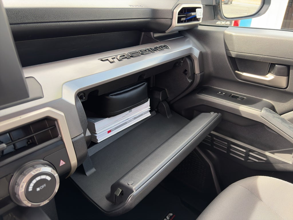 2024 Toyota Tacoma 4WD SR5