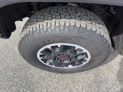 2024 Toyota Tacoma 4WD SR5