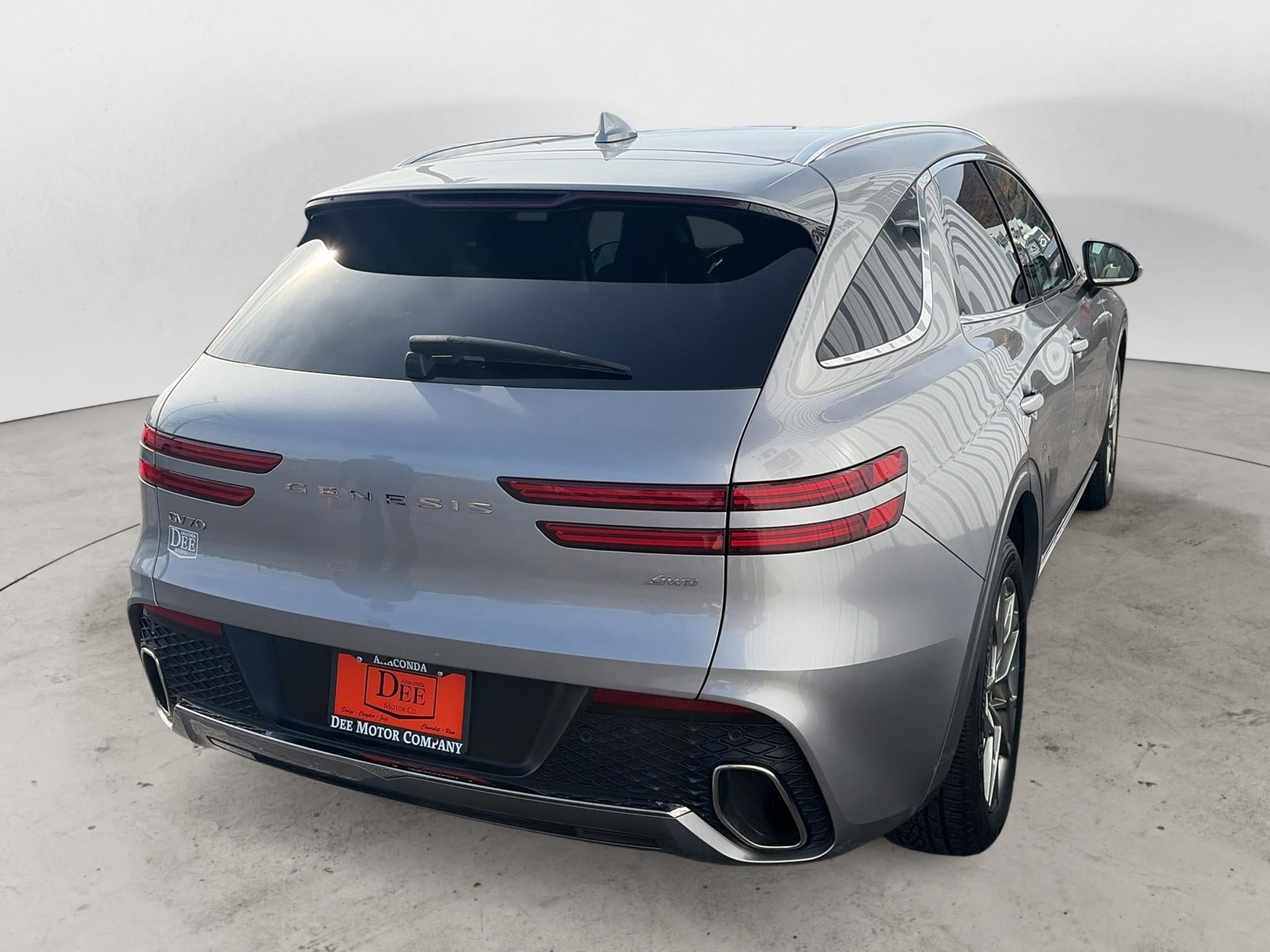 2025 Genesis GV70 2.5T
