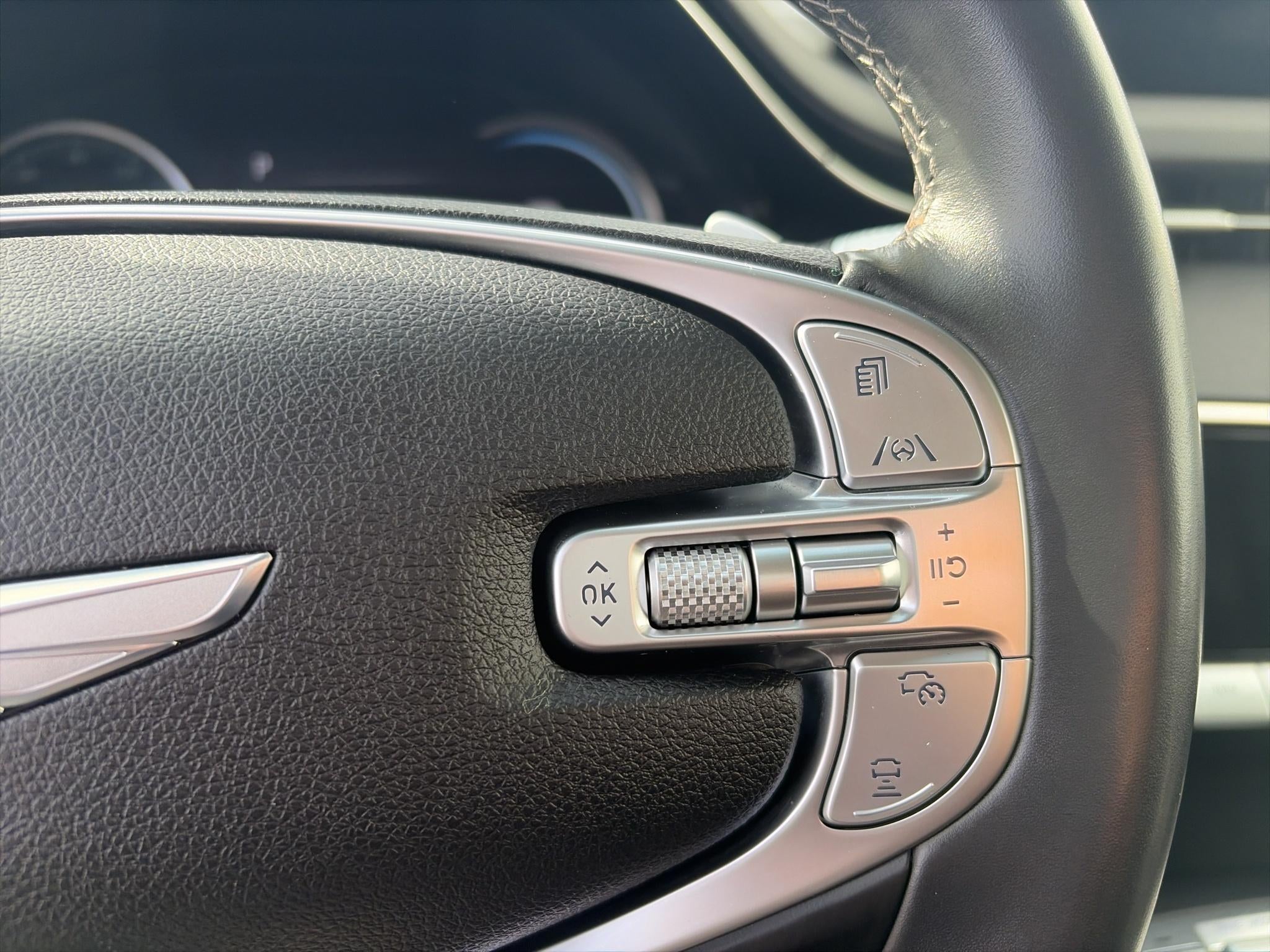 2025 Genesis GV70 2.5T
