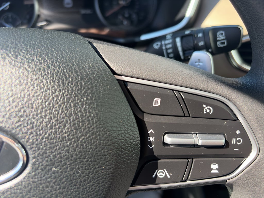 2022 Hyundai Santa Fe SE