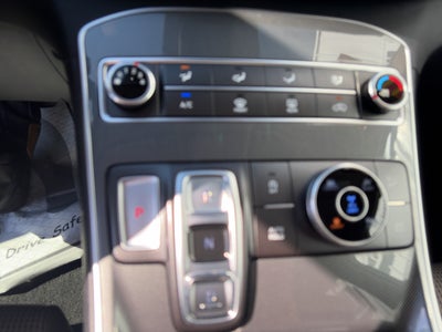 2022 Hyundai Santa Fe SE