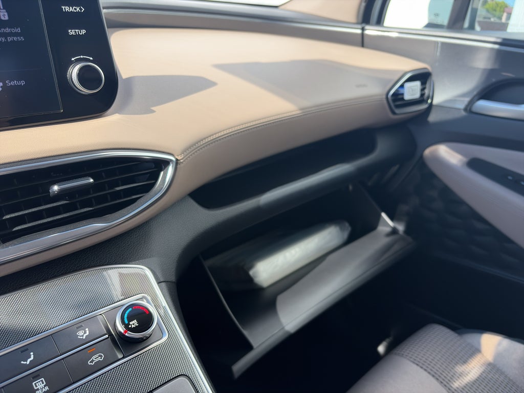 2022 Hyundai Santa Fe SE
