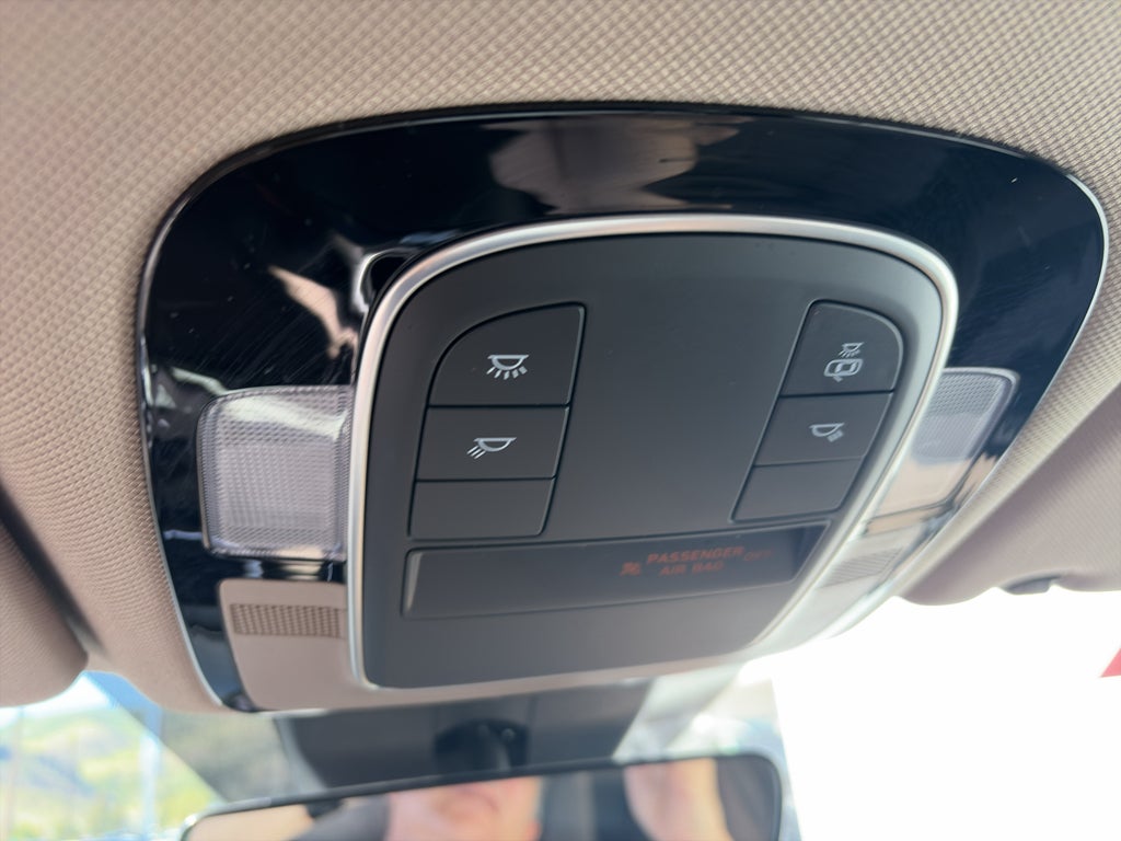2022 Hyundai Santa Fe SE