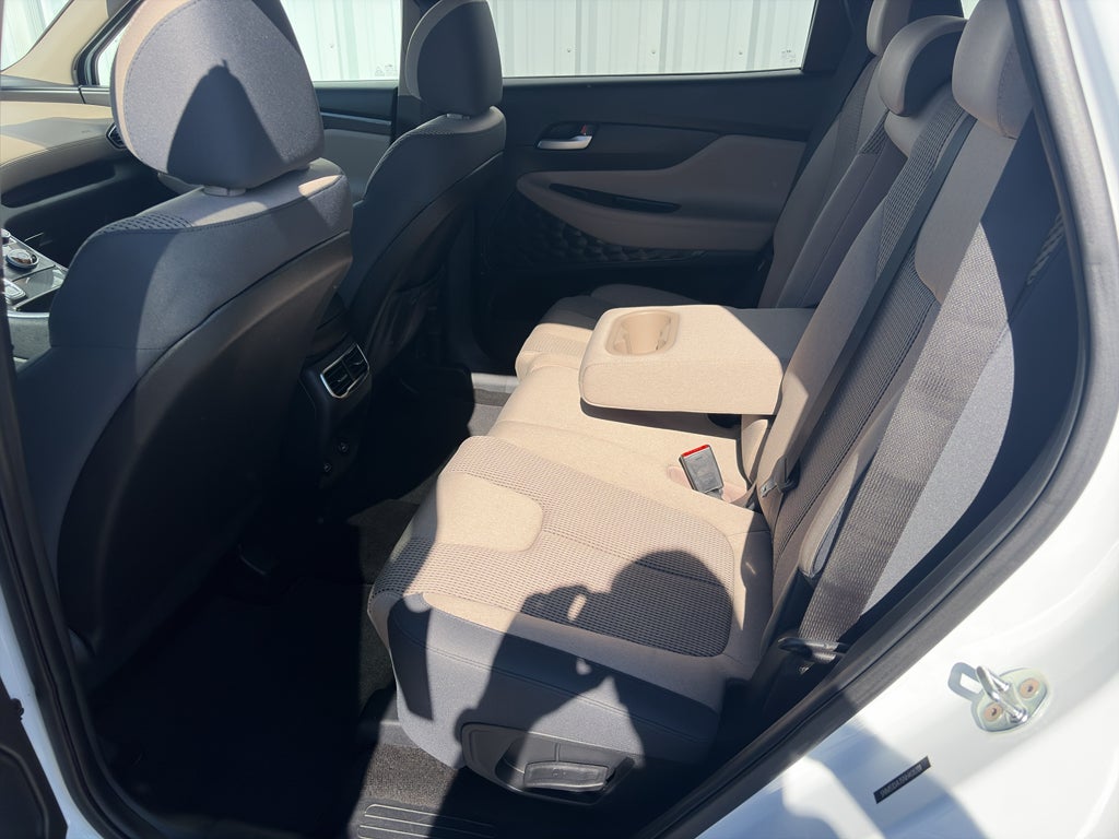 2022 Hyundai Santa Fe SE