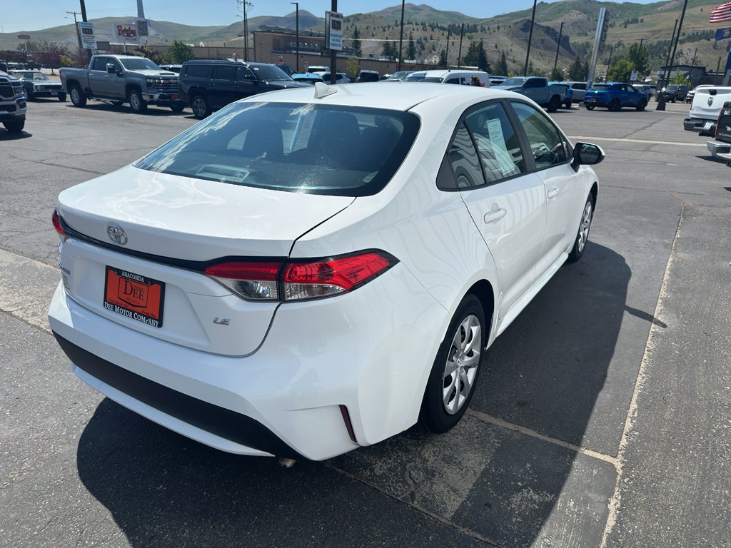 2022 Toyota Corolla LE