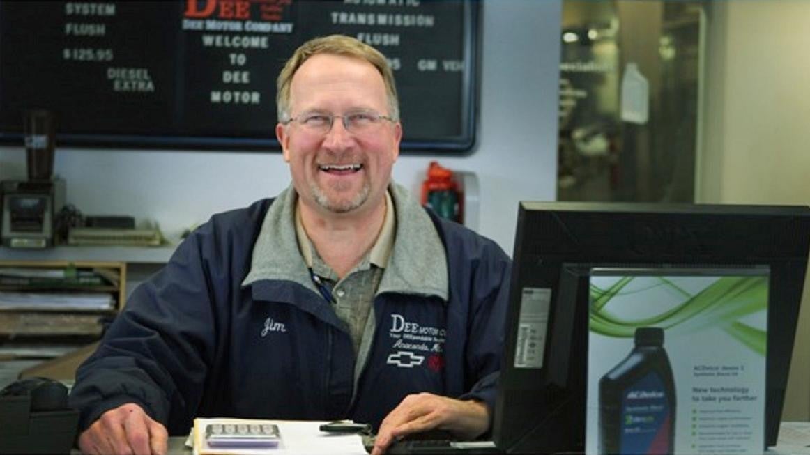Service at Dee Motor Company